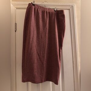 SHEIN Burgundy Textured Skirt